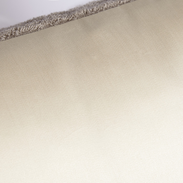 Декоративная подушка DURANCE Roma Est