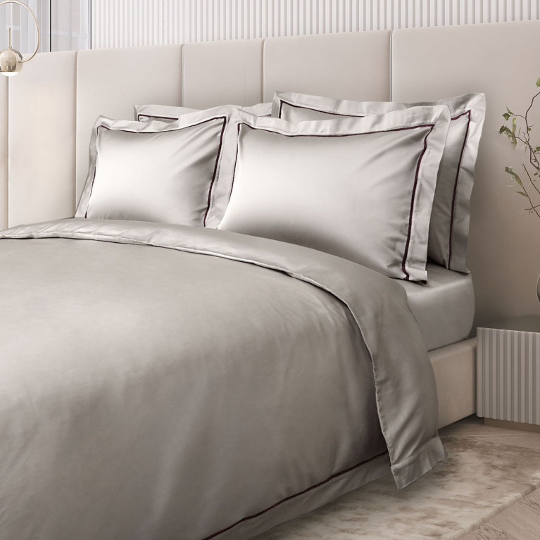 Комплект постельного белья GEORGE 400 tc серый с фиолетовым кантом