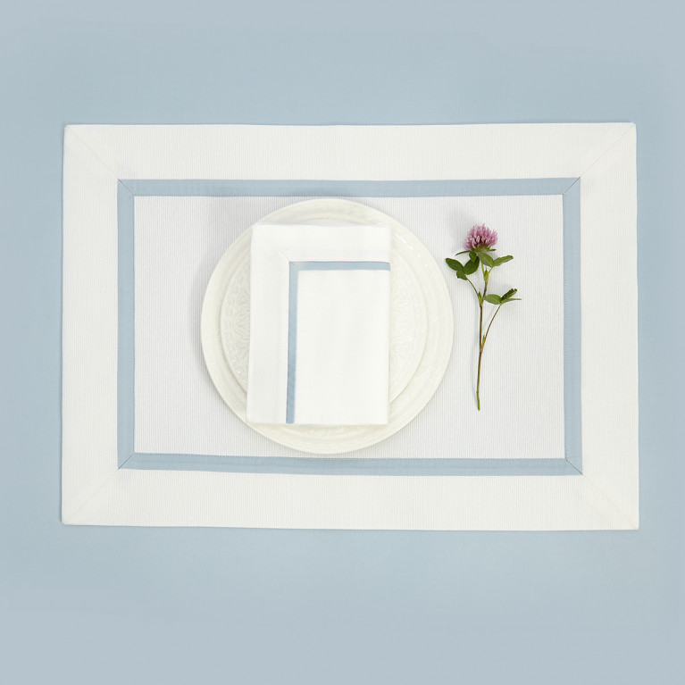 Скатерть и сервировочные салфетки SET DALAT WHITE