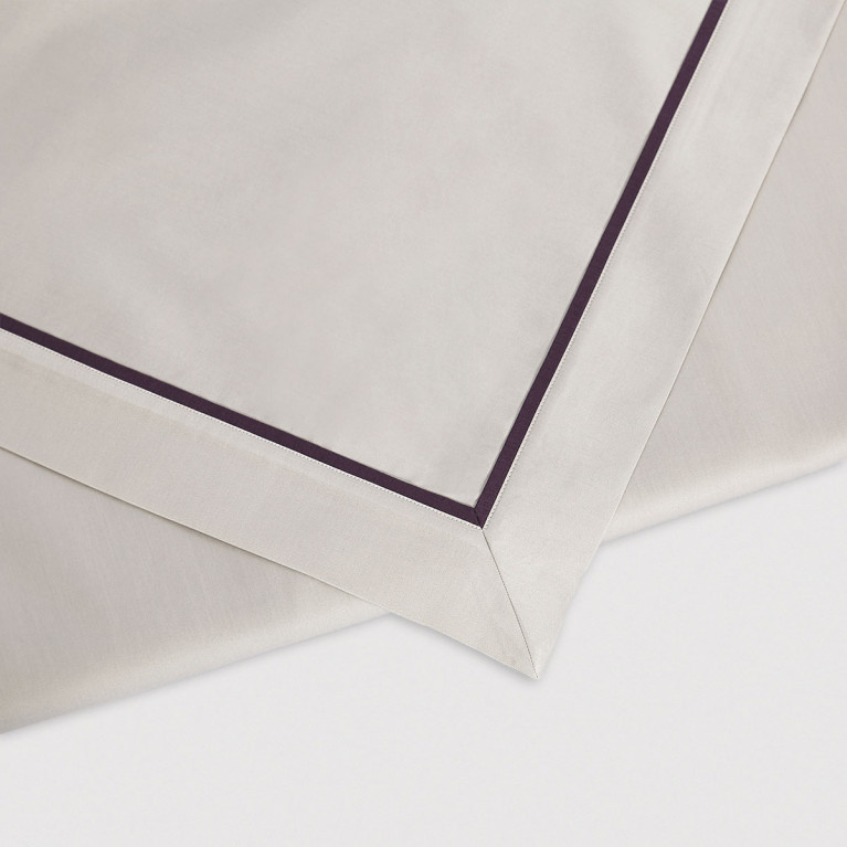 Комплект постельного белья GEORGE 400 tc серый с фиолетовым кантом