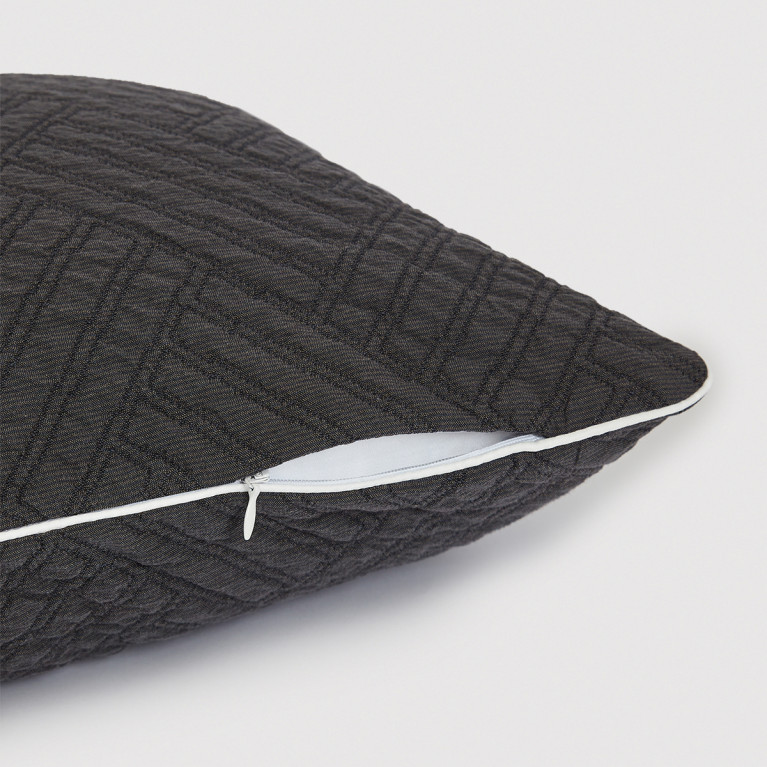 Декоративная подушка TILT Nero