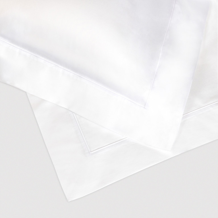 Комплект постельного белья FRAU 300 tc белоснежный