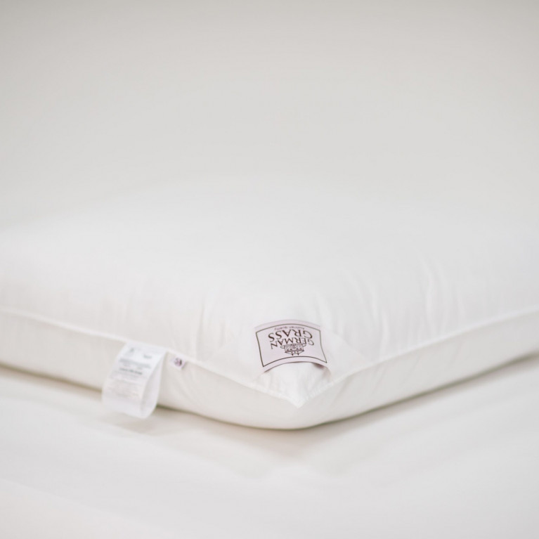 75221 Подушка LUXURY SILK GRASS мягкая 68х68