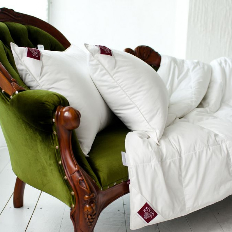108110 Подушка NON-ALLERGENIC PREMIUM GRASS средняя 50х68