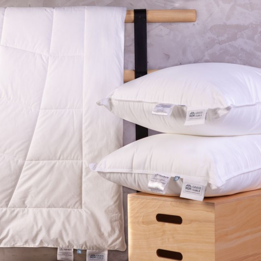 FSN-09220 Подушка PREMIUM FAMILIE NON-ALERGENIC средняя 68х68