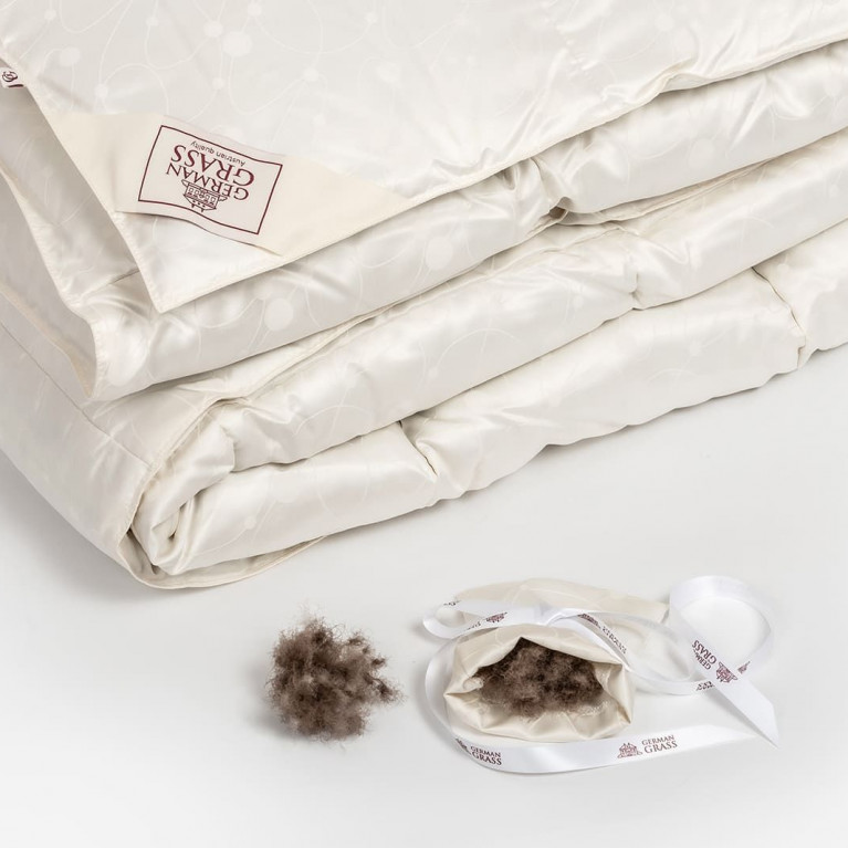 Одеяло из пуха гаги EXCLUSIVE SILK EIDER DOWN всесезонное Light 150х200