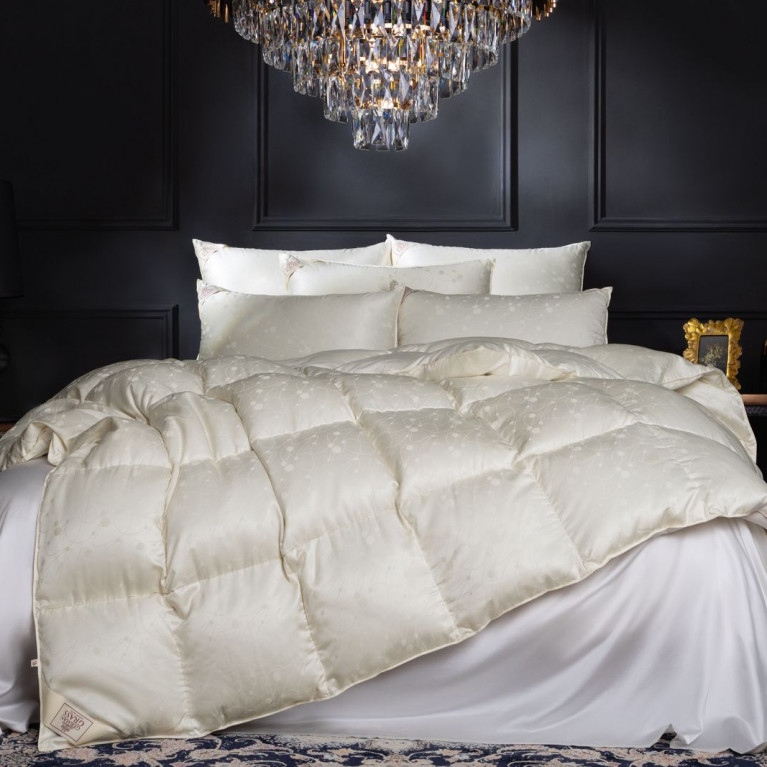 Одеяло из пуха гаги EXCLUSIVE SILK EIDER DOWN всесезонное 240х220