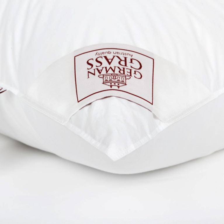 Подушка ROYAL DOWN GRASS средняя 33х45