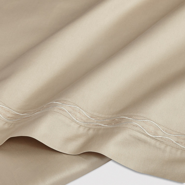 Комплект постельного белья LOIRE 600 tc золотистый