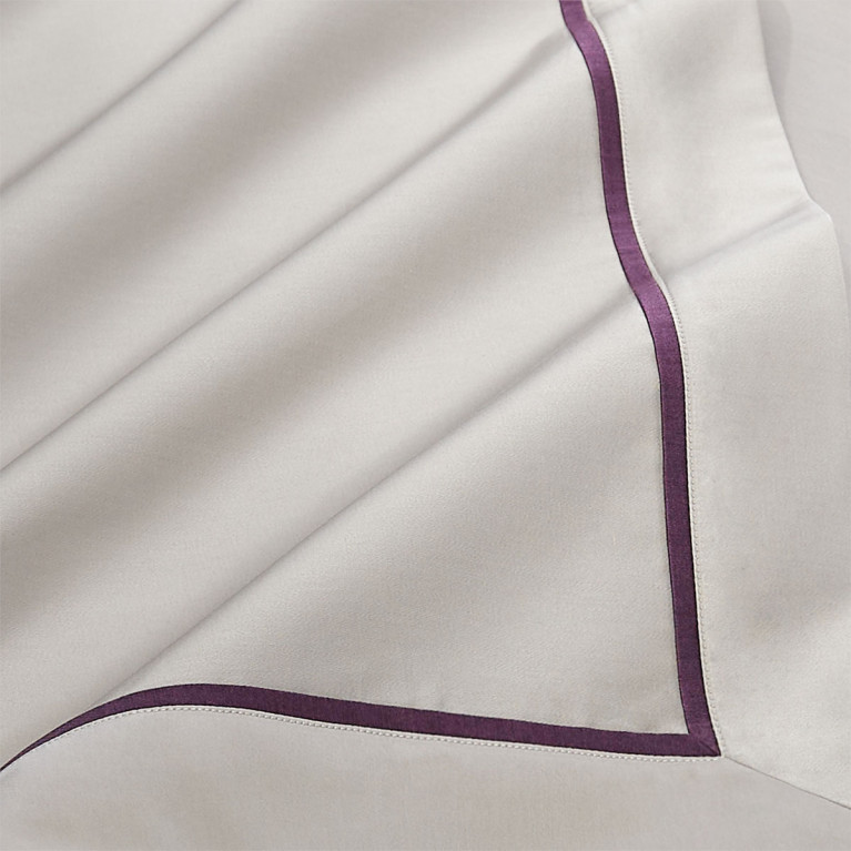 Комплект постельного белья GEORGE 400 tc серый с фиолетовым кантом